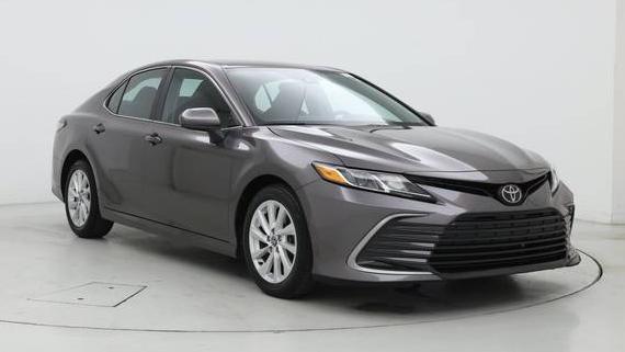 TOYOTA CAMRY 2022 4T1C11AK6NU670292 image