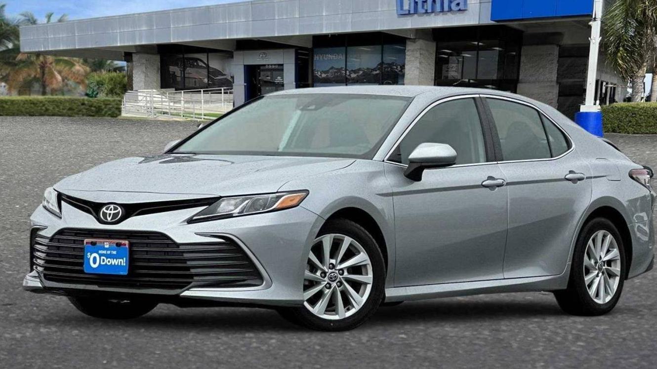 TOYOTA CAMRY 2022 4T1C11AK5NU631113 image