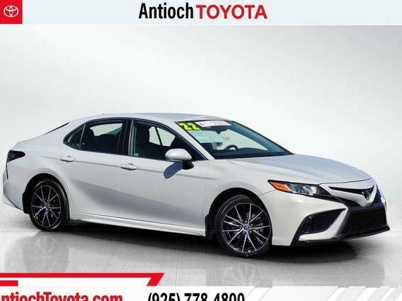 TOYOTA CAMRY 2022 4T1T11AK9NU037110 image
