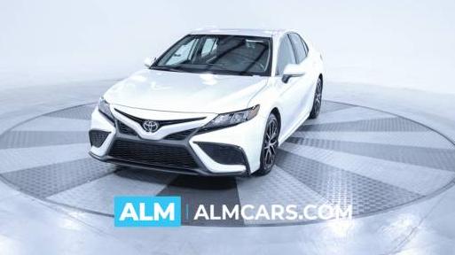 TOYOTA CAMRY 2022 4T1G11AK0NU675943 image