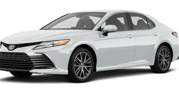 TOYOTA CAMRY 2022 4T1C11BK9NU067643 image
