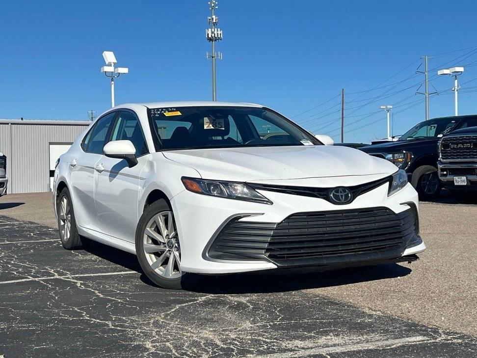 TOYOTA CAMRY 2022 4T1C11AK7NU708841 image