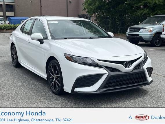 TOYOTA CAMRY 2022 4T1G11AK7NU713121 image