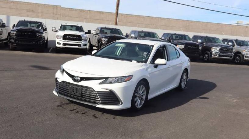 TOYOTA CAMRY 2022 4T1C11AK6NU631038 image