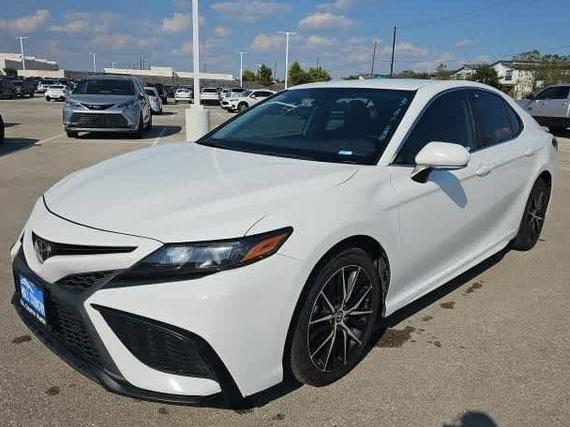 TOYOTA CAMRY 2022 4T1G11AK4NU686511 image TOYOTA CAMRY 2022 4T1G11AK4NU686511 image