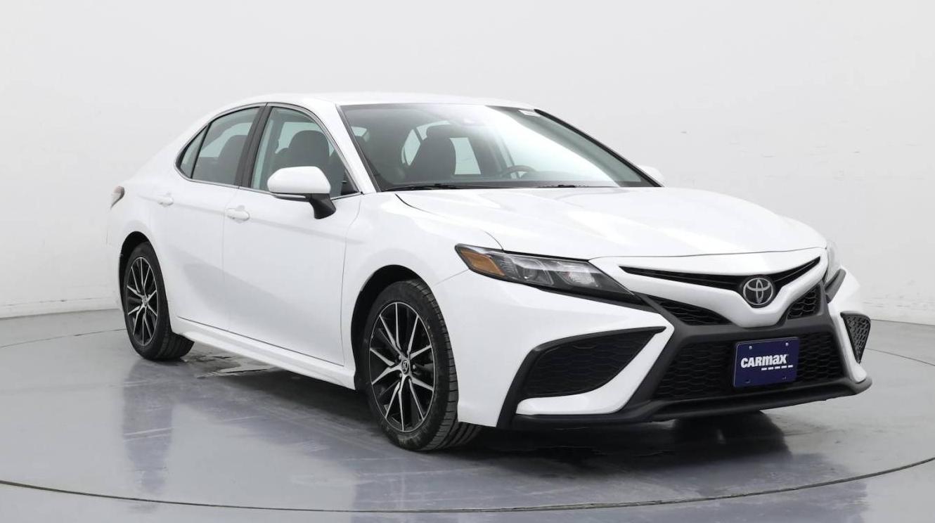 TOYOTA CAMRY 2022 4T1G11AK8NU698354 image