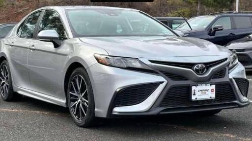 TOYOTA CAMRY 2022 4T1G11BK9NU049757 image