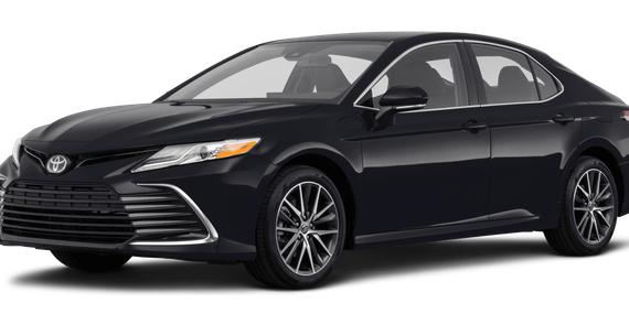 TOYOTA CAMRY 2022 4T1C11AK4NU047642 image