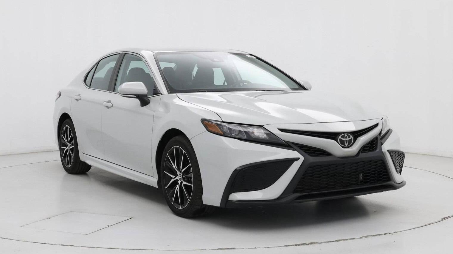 TOYOTA CAMRY 2022 4T1T11BK7NU053434 image