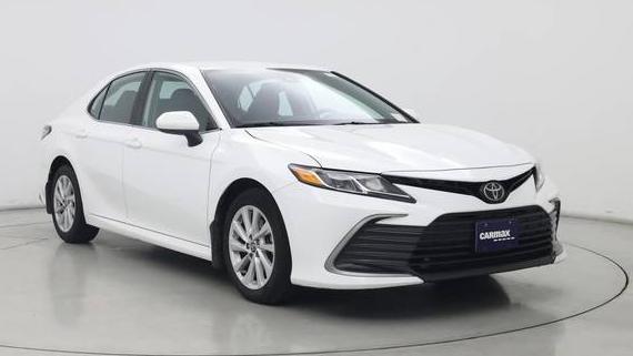 TOYOTA CAMRY 2022 4T1C11AK8NU697526 image