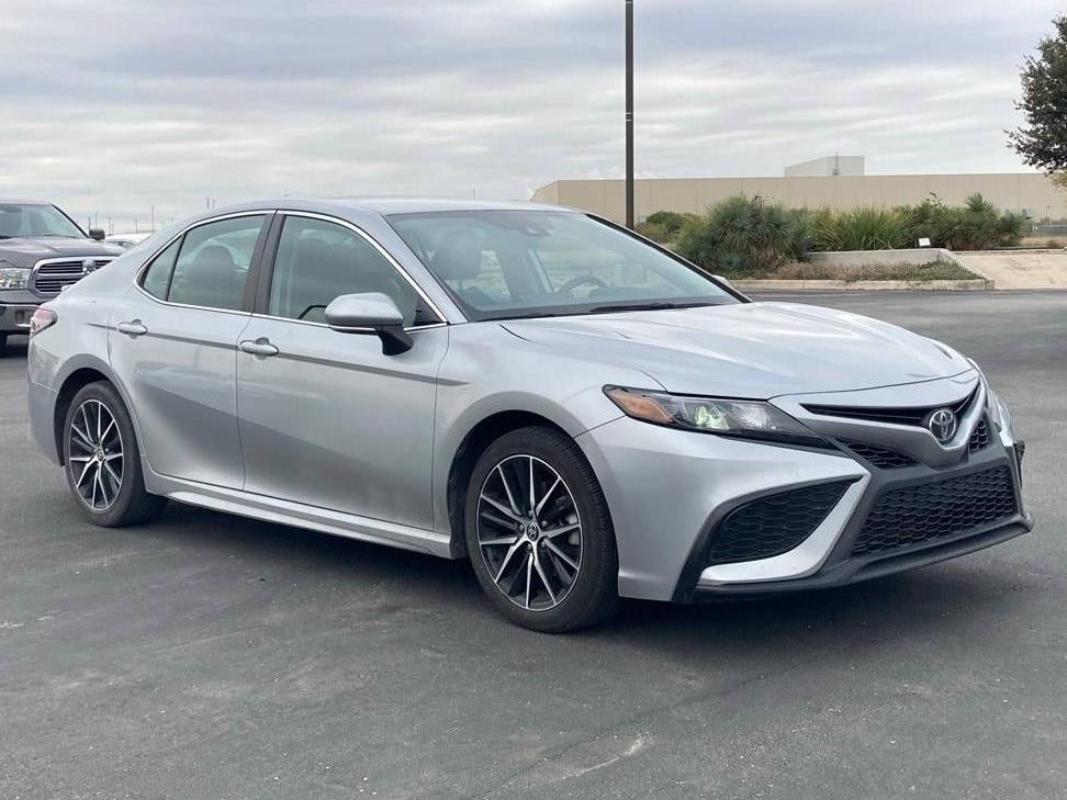 TOYOTA CAMRY 2022 4T1G11AK1NU045073 image