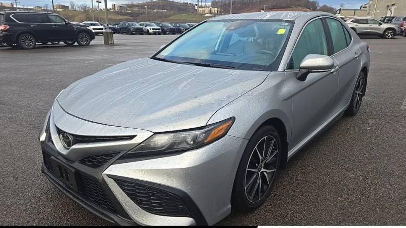 TOYOTA CAMRY 2022 4T1G11BK3NU067333 image