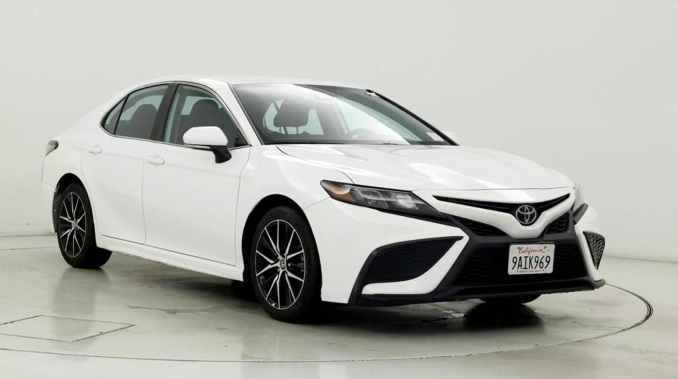 TOYOTA CAMRY 2022 4T1G11AK5NU671547 image