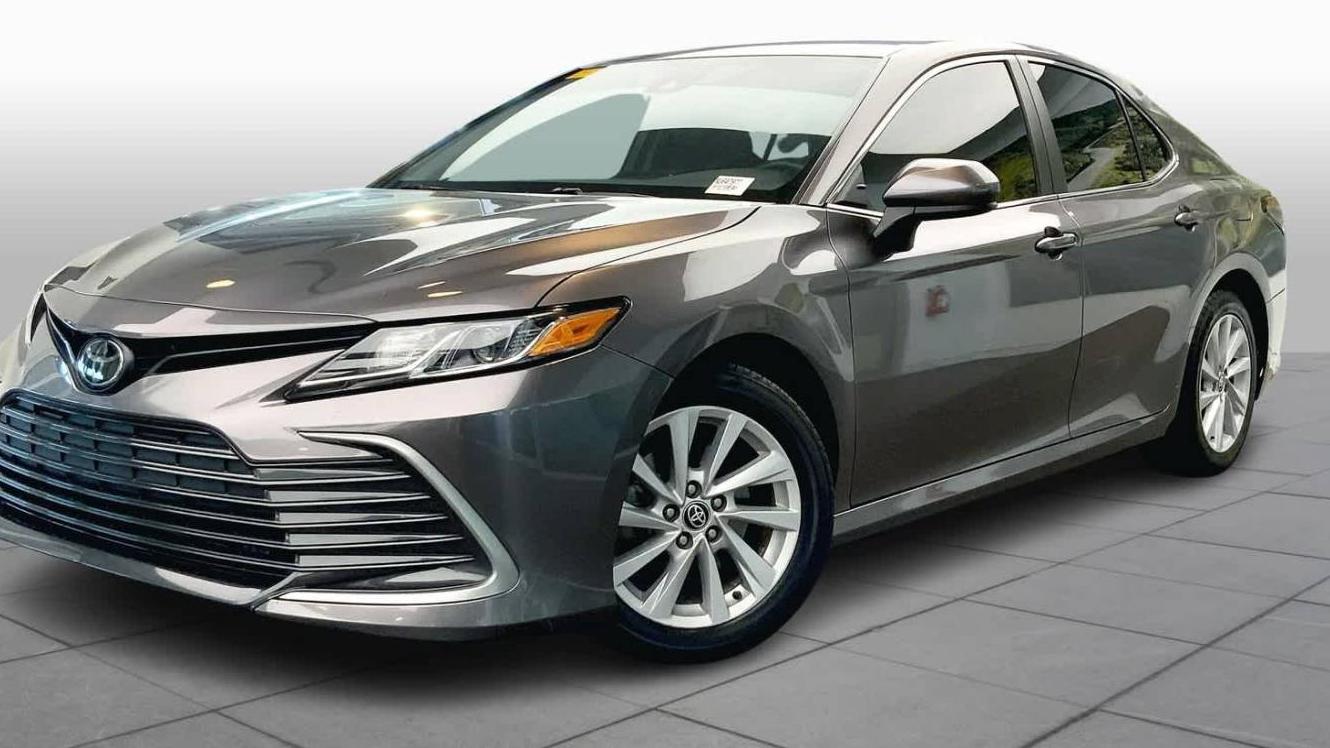 TOYOTA CAMRY 2022 4T1C11AK0NU647977 image