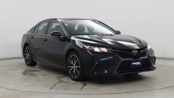 TOYOTA CAMRY 2022 4T1G11AKXNU642660 image