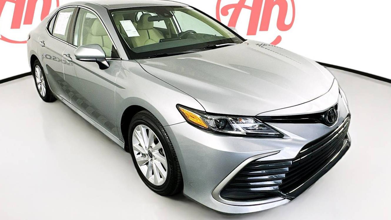 TOYOTA CAMRY 2022 4T1C11AK5NU004802 image