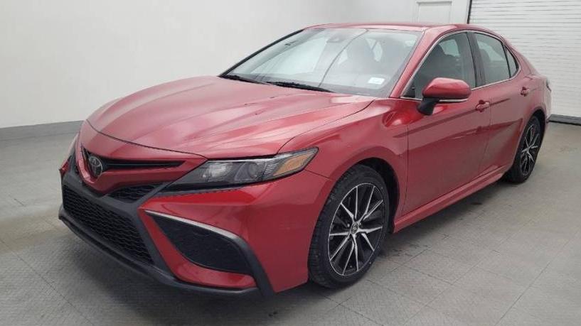 TOYOTA CAMRY 2022 4T1G11AKXNU009351 image