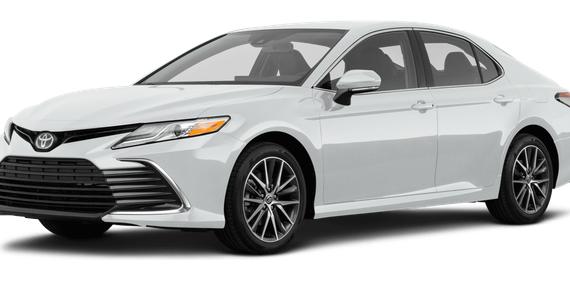 TOYOTA CAMRY 2022 4T1C11AKXNU033051 image