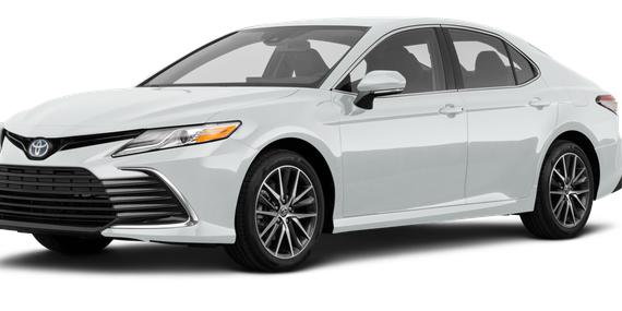 TOYOTA CAMRY 2022 4T1F11BK4NU062833 image