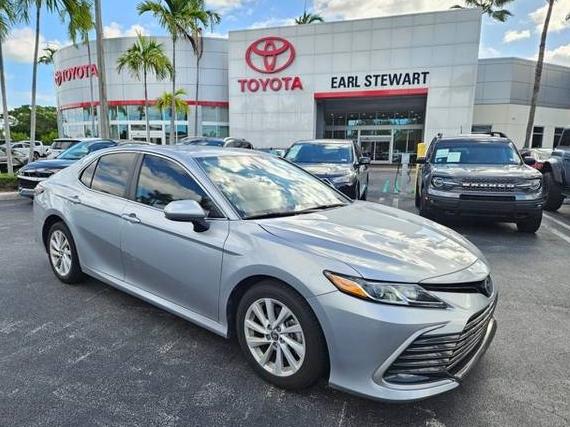 TOYOTA CAMRY 2022 4T1C11AK5NU622279 image TOYOTA CAMRY 2022 4T1C11AK5NU622279 image