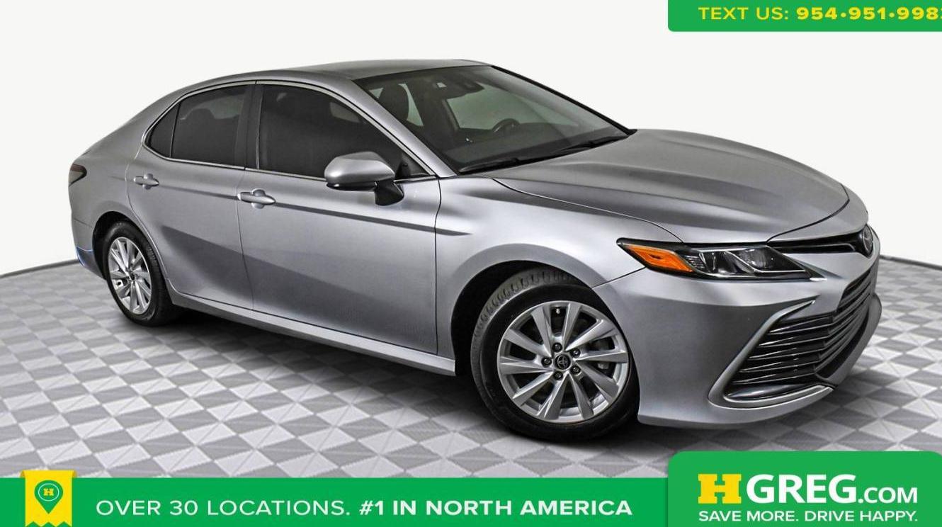 TOYOTA CAMRY 2022 4T1C11AK1NU693429 image