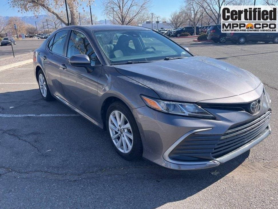 TOYOTA CAMRY 2022 4T1C11AK5NU664340 image