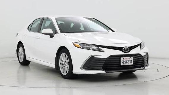 TOYOTA CAMRY 2022 4T1C11AK2NU695545 image