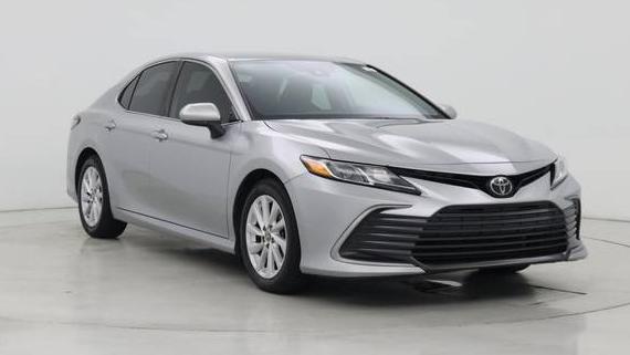 TOYOTA CAMRY 2022 4T1C11AK5NU040585 image