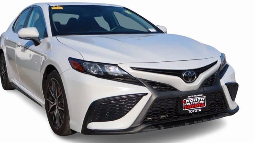 TOYOTA CAMRY 2022 4T1G11AKXNU025694 image