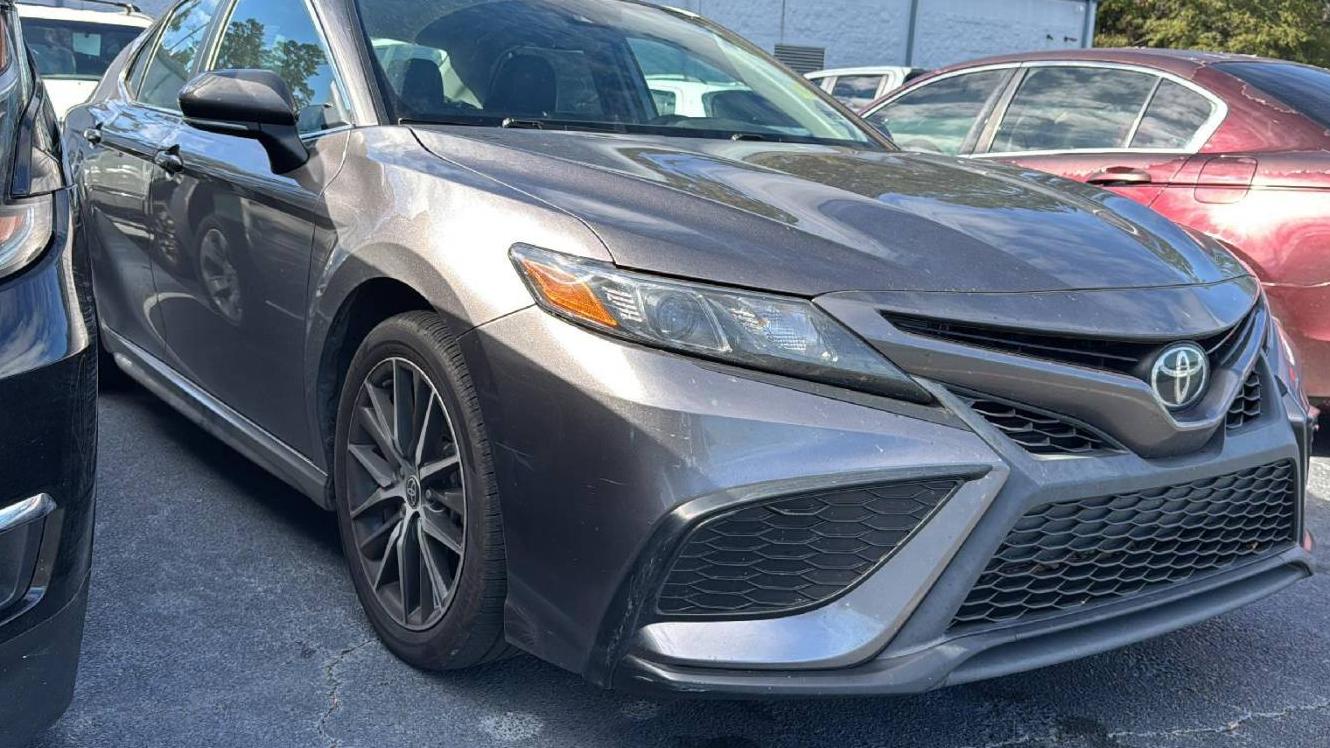 TOYOTA CAMRY 2022 4T1G11AK7NU637142 image