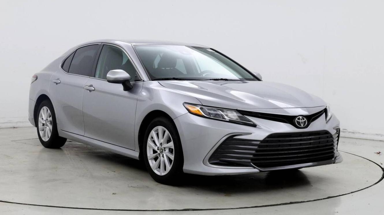 TOYOTA CAMRY 2022 4T1C11AK0NU626787 image