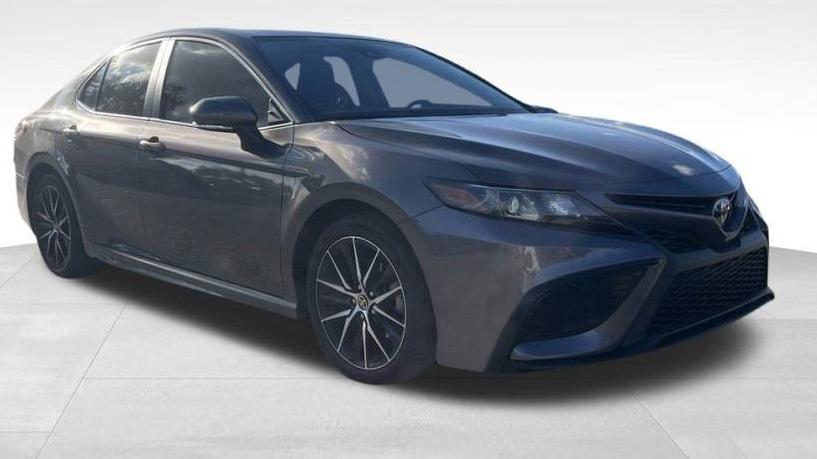 TOYOTA CAMRY 2022 4T1G11AK7NU657682 image