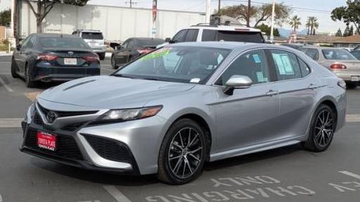 TOYOTA CAMRY 2022 4T1G11AK6NU669886 image