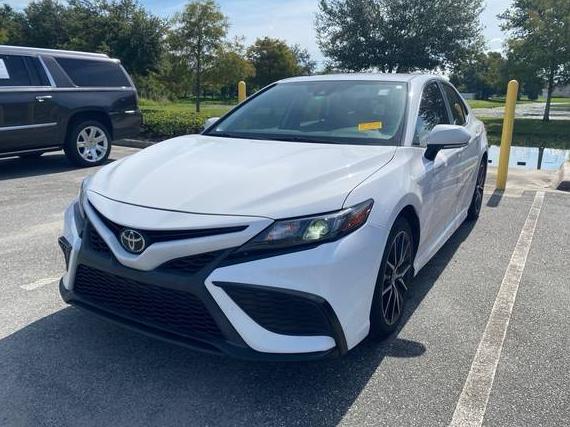 TOYOTA CAMRY 2022 4T1T11AKXNU644309 image