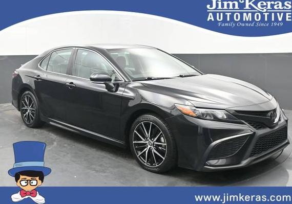 TOYOTA CAMRY 2022 4T1G11AKXNU688103 image