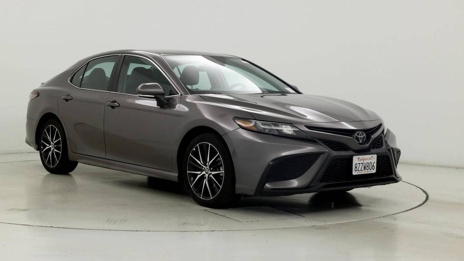 TOYOTA CAMRY 2022 4T1G11AK1NU661923 image