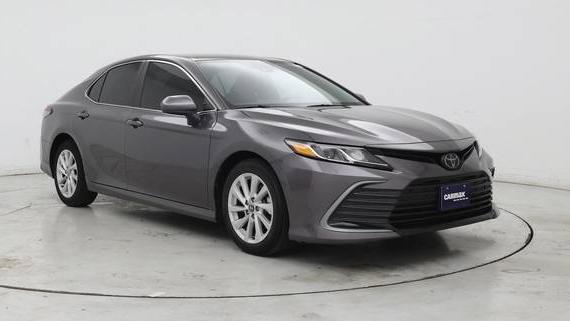TOYOTA CAMRY 2022 4T1C11AK6NU635154 image