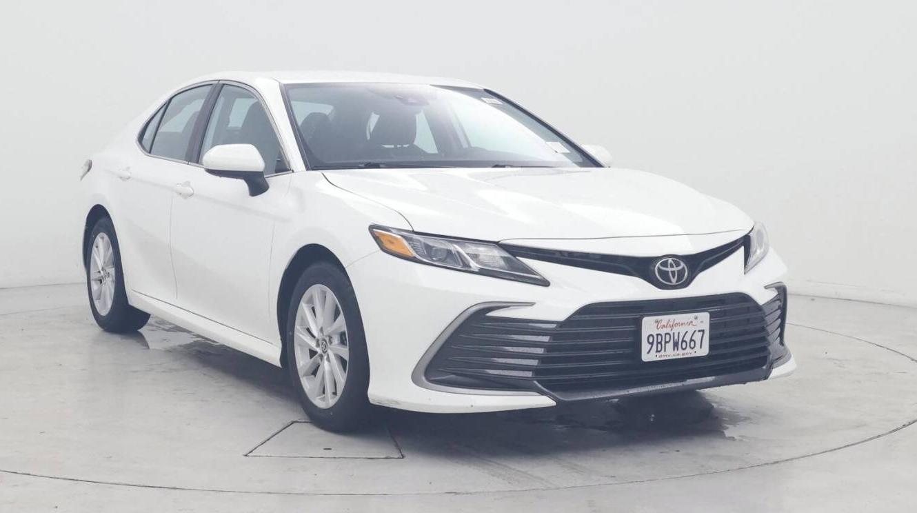 TOYOTA CAMRY 2022 4T1C11AK9NU690911 image