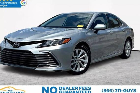 TOYOTA CAMRY 2022 4T1C11AK5NU059878 image