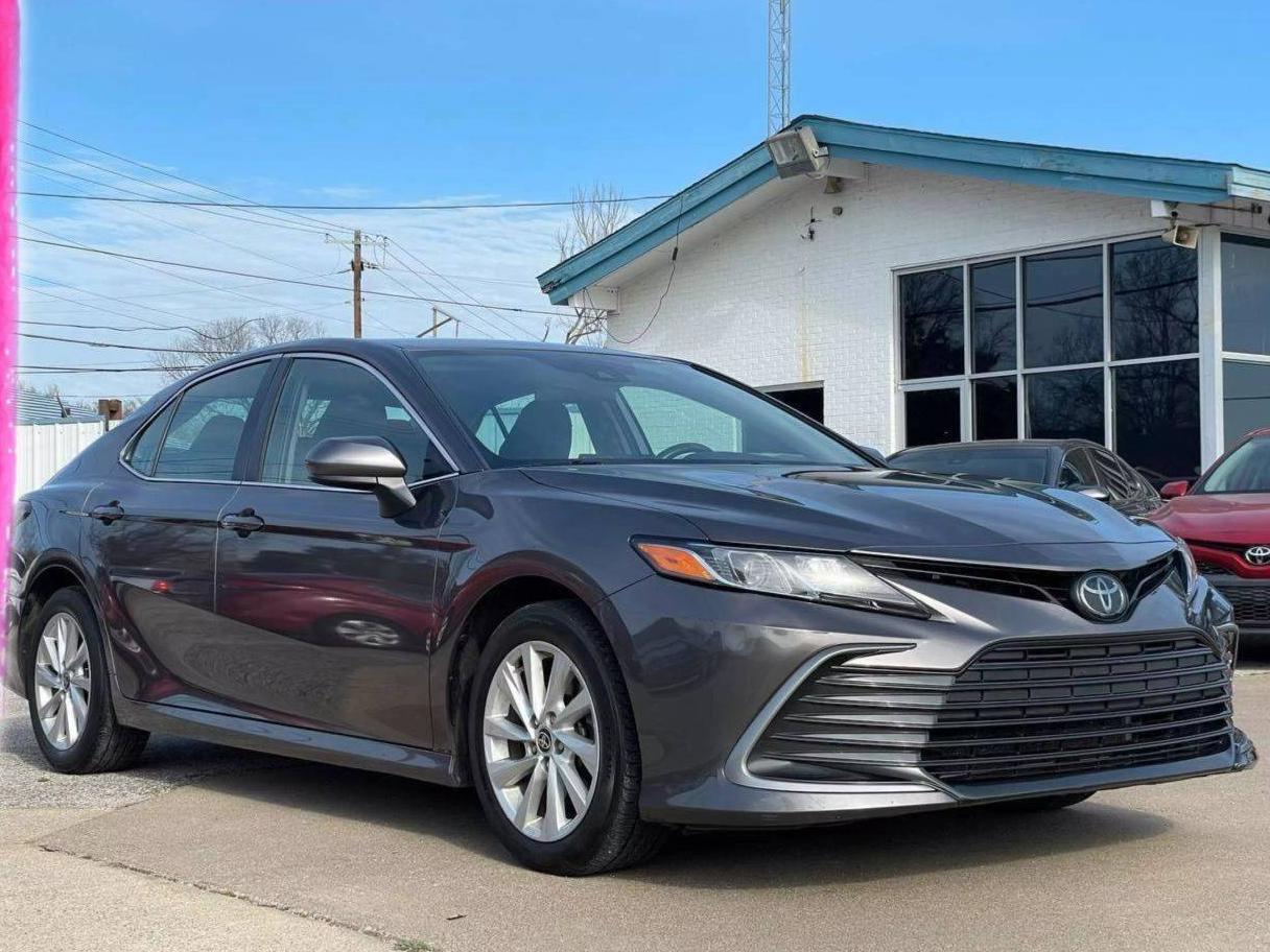 TOYOTA CAMRY 2022 4T1C11AKXNU658971 image