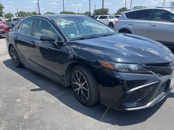 TOYOTA CAMRY 2022 4T1G11AK4NU705851 image