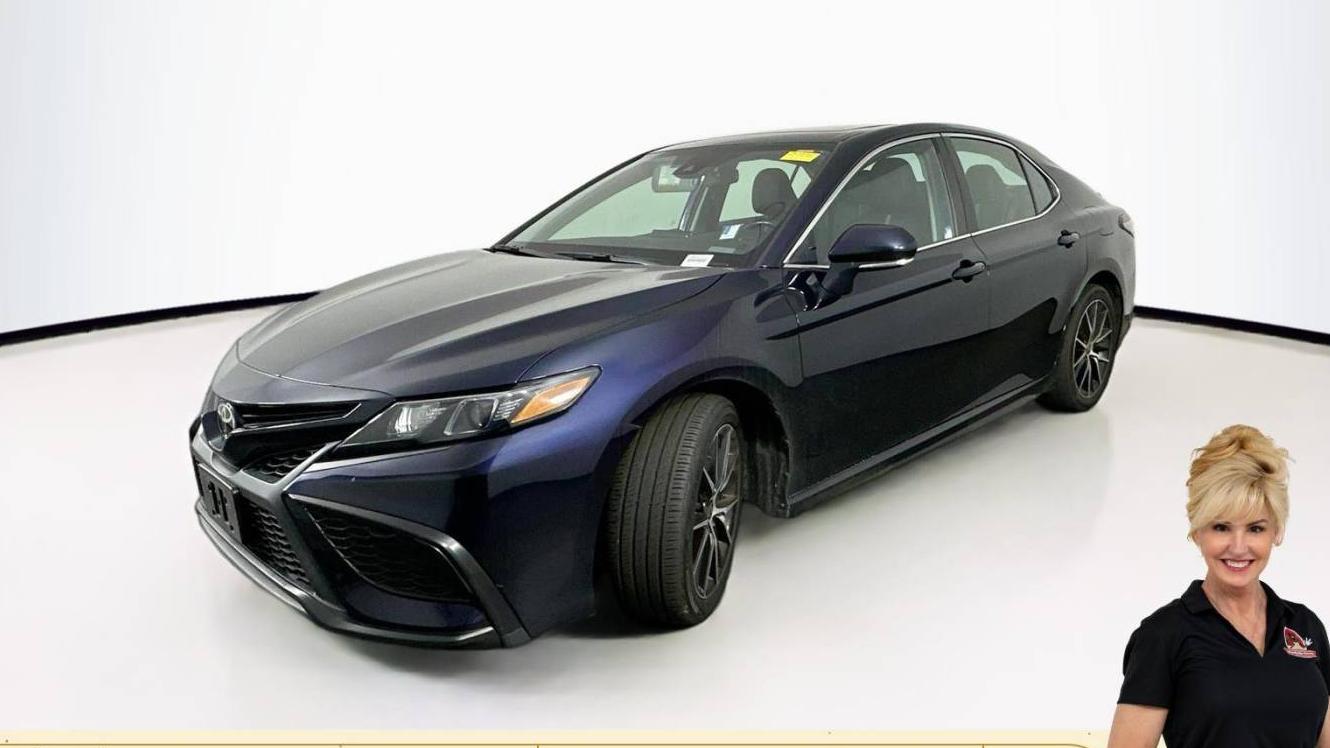 TOYOTA CAMRY 2022 4T1G11AKXNU632212 image