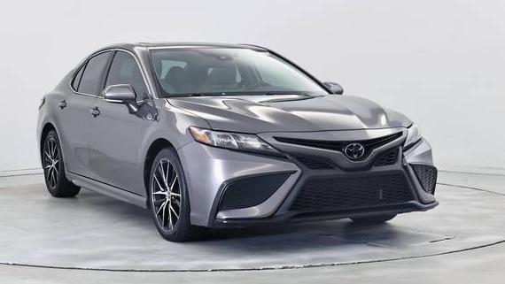 TOYOTA CAMRY 2022 4T1T11AK8NU714678 image