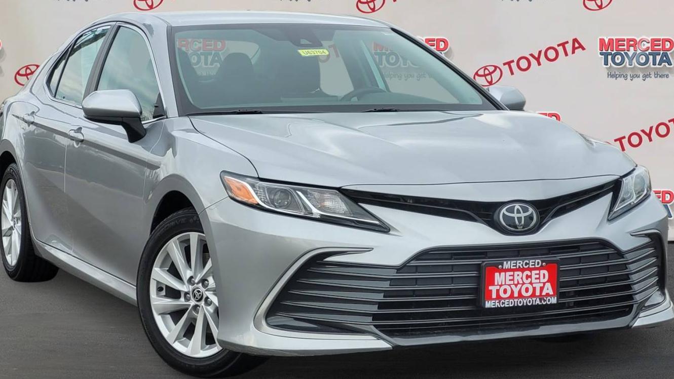 TOYOTA CAMRY 2022 4T1C11AK2NU638245 image