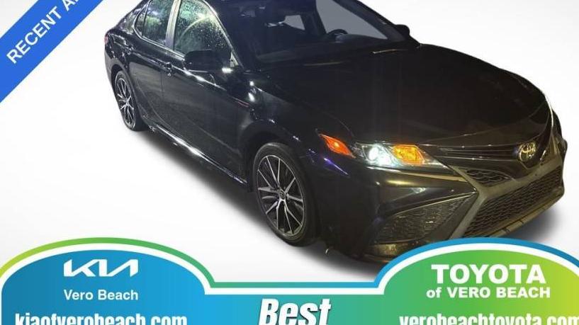 TOYOTA CAMRY 2022 4T1T11AKXNU636677 image