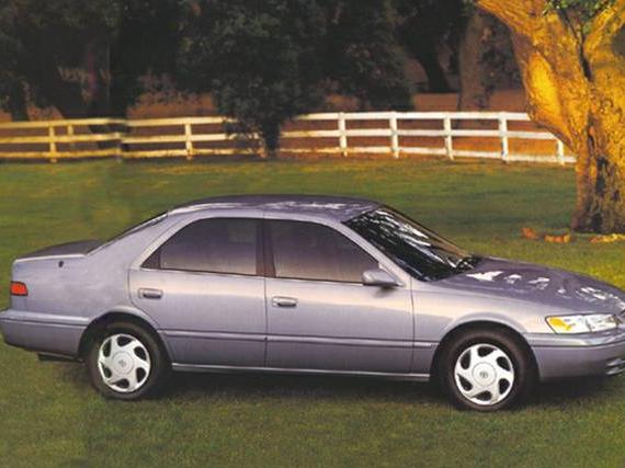 TOYOTA CAMRY 1999 JT2BG22K9X0375533 image