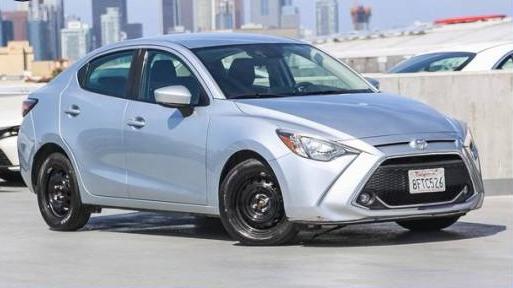 TOYOTA YARIS 2019 3MYDLBYV2KY502989 image