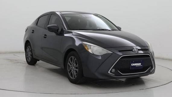 TOYOTA YARIS 2019 3MYDLBYV2KY504984 image