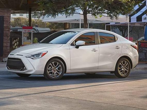 TOYOTA YARIS 2019 3MYDLBYV9KY522480 image