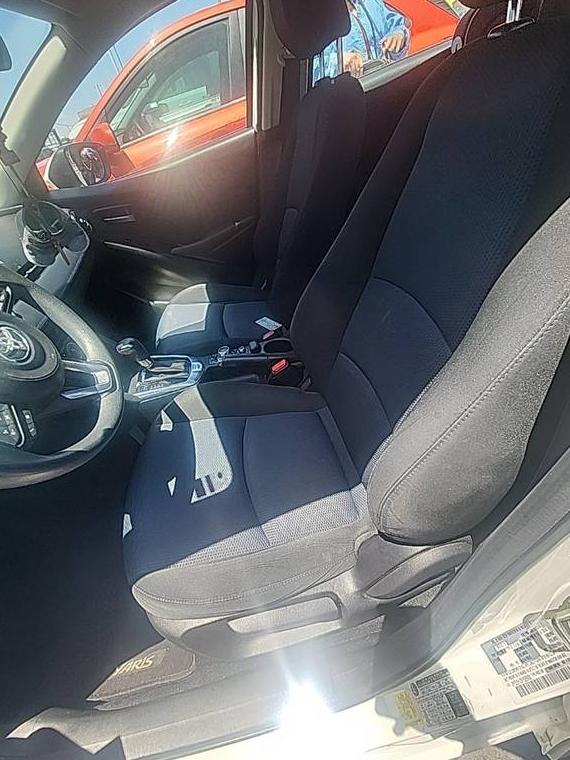 TOYOTA YARIS 2019 3MYDLBYV3KY526458 image